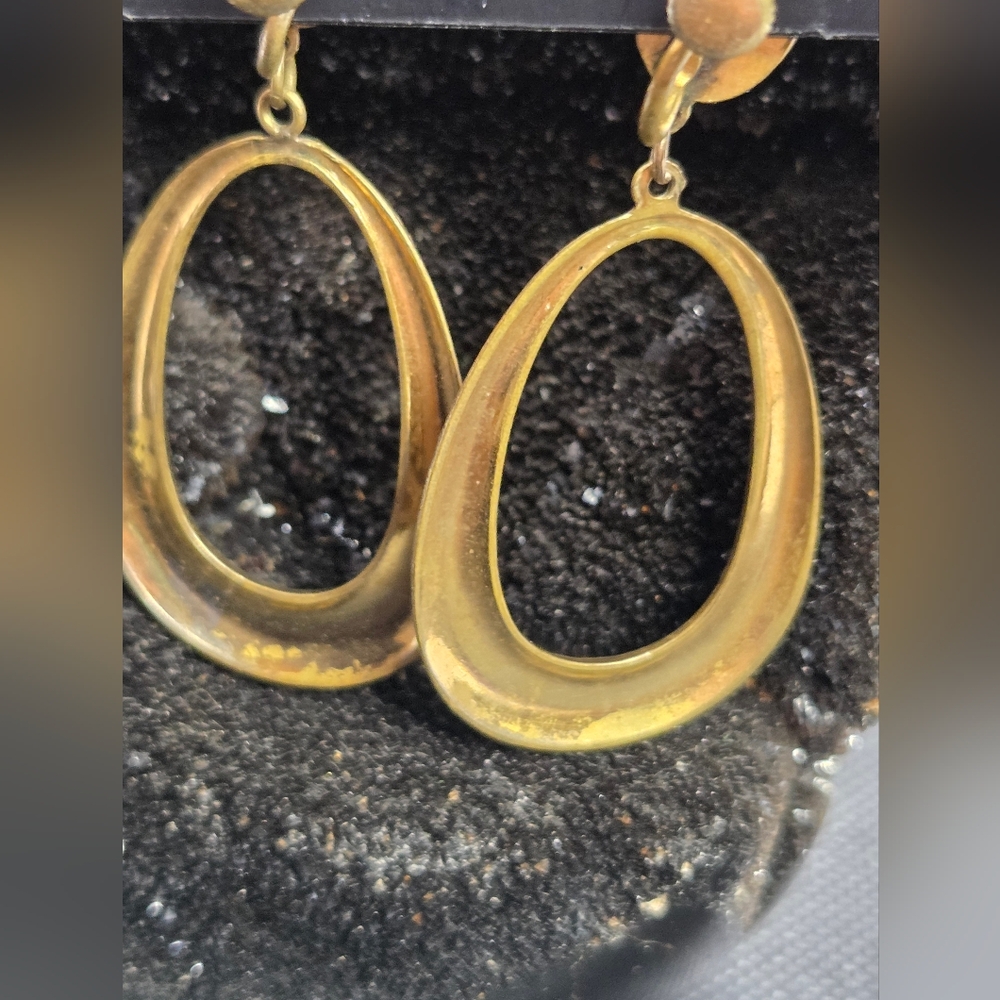 Damascene Large Hoop Earrings - Picture 3 of 10